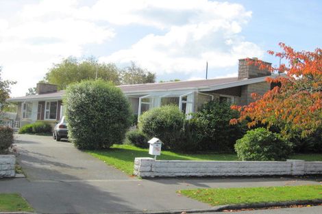 Photo of property in 2/4 Carruthers Street, Ilam, Christchurch, 8041