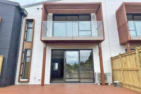 Photo of property in 26 Willowherb Lane, Hobsonville, Auckland, 0616