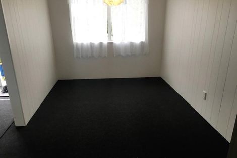 Photo of property in 75 Solar Road, Glen Eden, Auckland, 0602