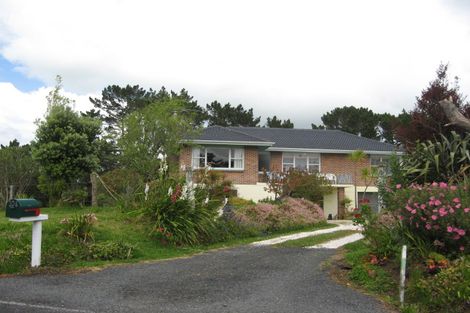 Photo of property in 104 Puke Road, Kumeu, 0891