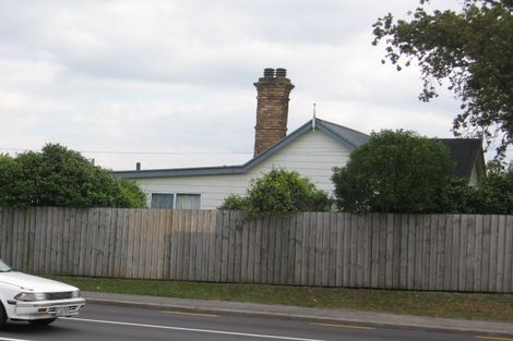 Photo of property in 2/113 Mokoia Road, Birkenhead, Auckland, 0626