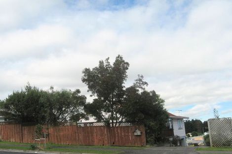 Photo of property in 172 Bradbury Road, Highland Park, Auckland, 2010