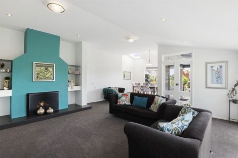 Photo of property in 3/130 Beach Road, Castor Bay, Auckland, 0620