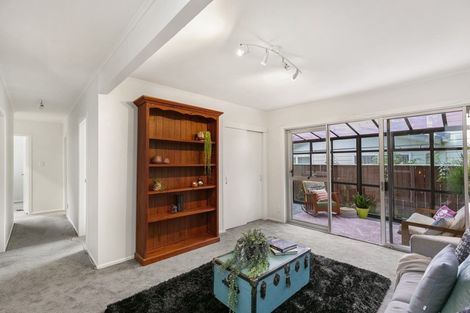 Photo of property in 6 Gurkha Crescent, Khandallah, Wellington, 6035