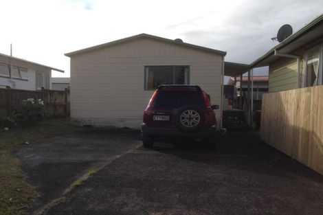 Photo of property in 11 Normandy Place, Henderson, Auckland, 0610