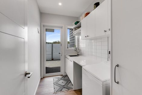 Photo of property in 17 Azimuth Road, Tairua, 3508