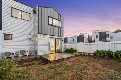 Photo of property in 2 Ketu Court, Albany Heights, Auckland, 0632