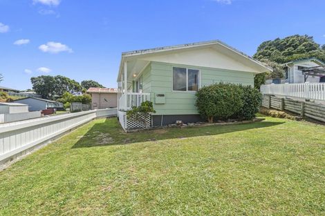 Photo of property in 1/25 Tahurangi Place, Spotswood, New Plymouth, 4310