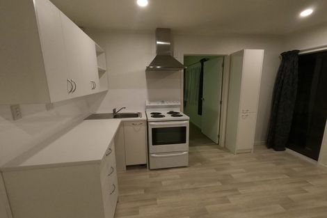 Photo of property in 48a Beaubank Road, Kelston, Auckland, 0602