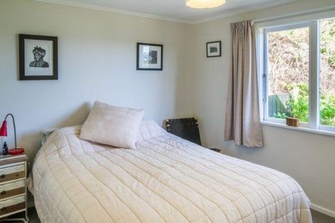 Photo of property in 26 Kiriwai Road, Paremata, Porirua, 5024