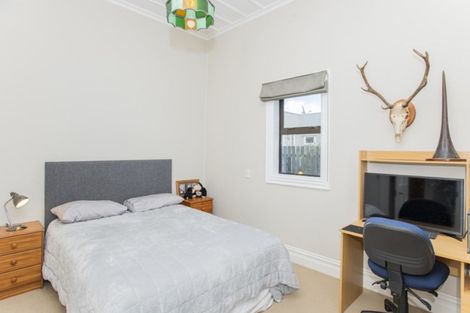 Photo of property in 52 Awapuni Road, Awapuni, Gisborne, 4010