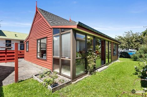 Photo of property in 37 Copeland Street, Hutt Central, Lower Hutt, 5011