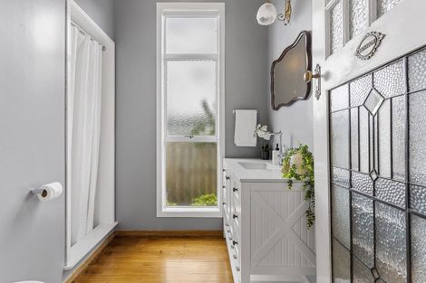 Photo of property in 219 The Square, Whangamata, 3620