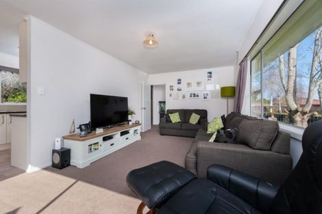 Photo of property in 1 Ronald Place, Manurewa, Auckland, 2102