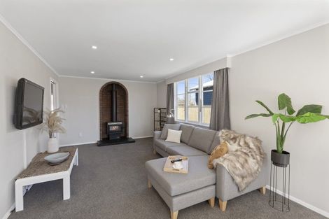 Photo of property in 21 Elizabeth Street, Moera, Lower Hutt, 5010