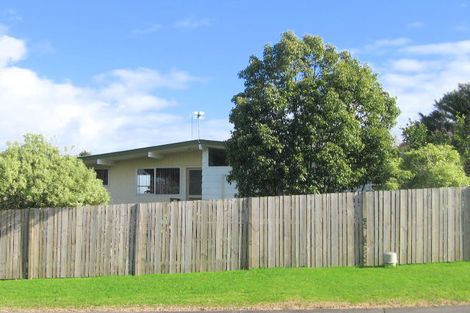 Photo of property in 51 Anich Road, Massey, Auckland, 0614