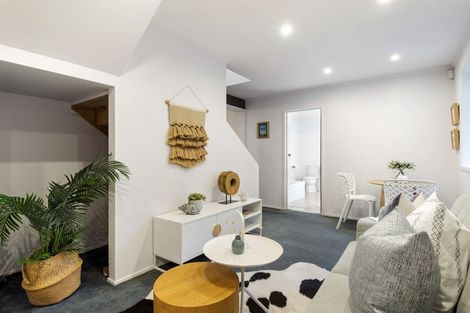 Photo of property in 190 Hurstmere Road, Takapuna, Auckland, 0622