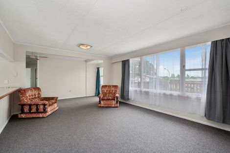 Photo of property in 211 Balmoral Drive, Tokoroa, 3420