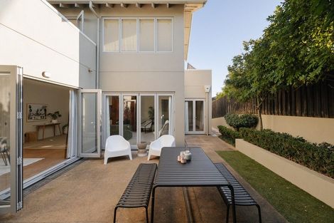 Photo of property in 215b Oceanbeach Road, Mount Maunganui, 3116