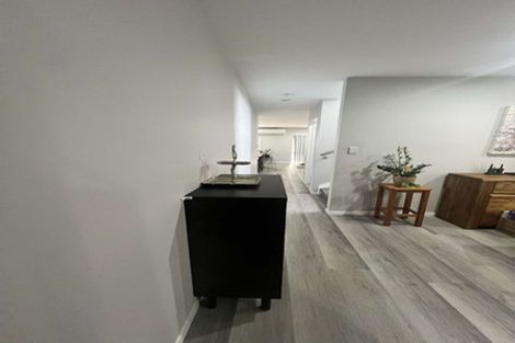 Photo of property in 73 Marendellas Drive, Bucklands Beach, Auckland, 2014