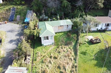 Photo of property in 8 Dover Road, Wainuiomata, Lower Hutt, 5014