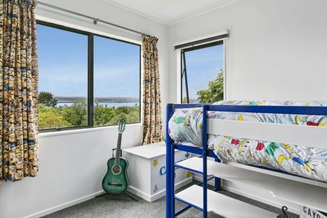 Photo of property in 117 Wakeman Road, Acacia Bay, Taupo, 3330