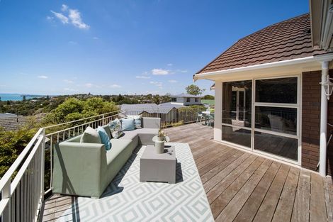 Photo of property in 2/40 Cook Street, Howick, Auckland, 2014