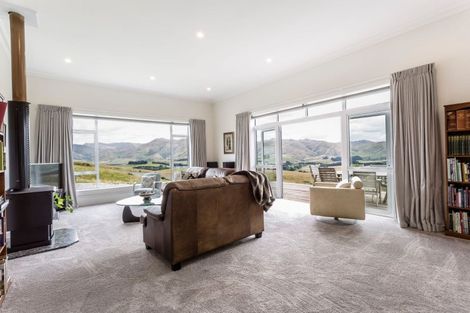 Photo of property in 67 Macraes Road, Waynes, Palmerston, 9483