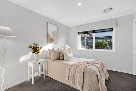 Photo of property in 48 Norfolk Drive, Cambridge, 3434