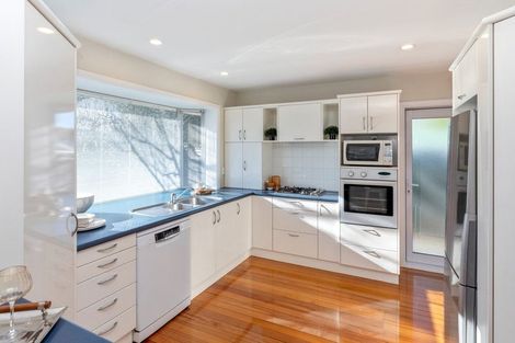 Photo of property in 17 Ilfracombe Place, Burnside, Christchurch, 8053