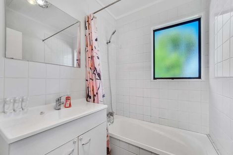 Photo of property in 21 Thebes Street, Pomare, Rotorua, 3015