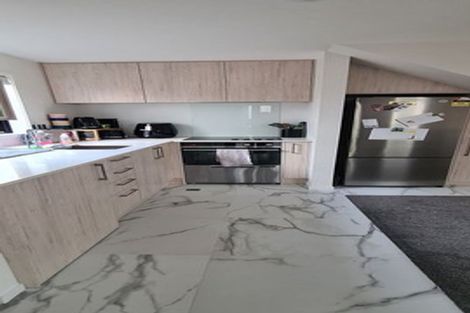 Photo of property in 10/41 Kervil Avenue, Te Atatu Peninsula, Auckland, 0610
