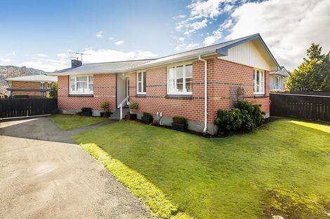 Photo of property in 9 Oregon Drive, Maoribank, Upper Hutt, 5018