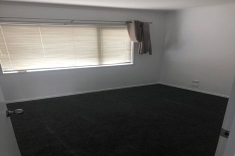 Photo of property in St Claire Village, 121/172 Mcleod Road, Te Atatu South, Auckland, 0610
