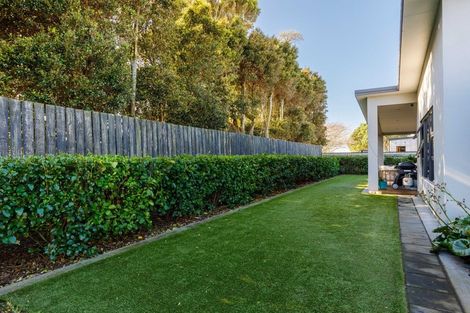 Photo of property in 25 Nadine Stanton Drive, Bell Block, New Plymouth, 4312