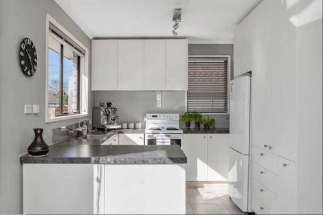 Photo of property in 2/15 Orkney Street, Strowan, Christchurch, 8052