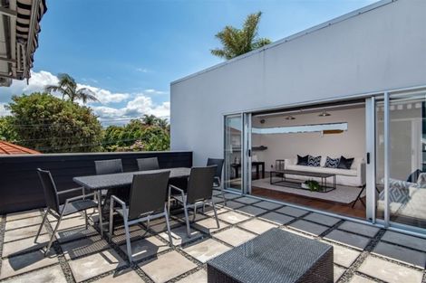 Photo of property in 45 Williamson Avenue, Belmont, Auckland, 0622