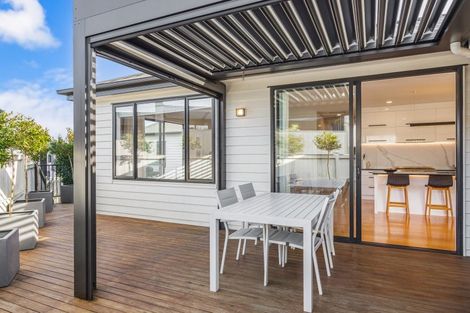 Photo of property in 3 Keel Street, Long Bay, Auckland, 0630