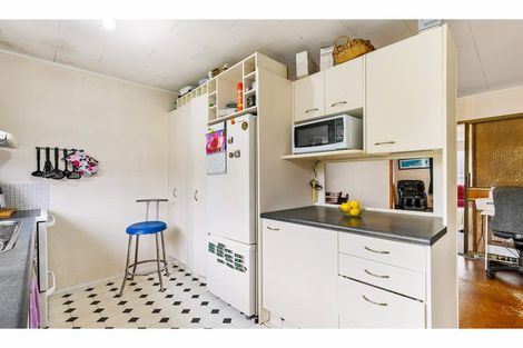 Photo of property in 23 Contessa Drive, Glenfield, Auckland, 0629