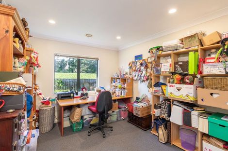 Photo of property in 17 Mary Huse Grove, Manor Park, Lower Hutt, 5019