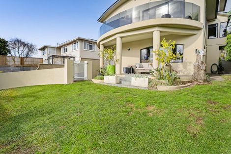 Photo of property in 3 Fairfax Terrace, Frankleigh Park, New Plymouth, 4310