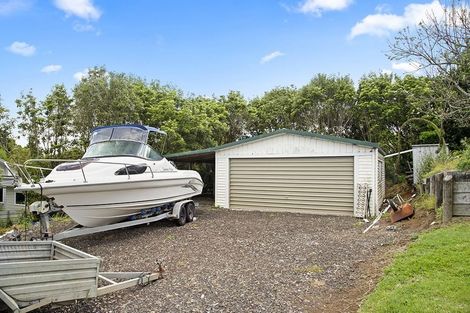 Photo of property in 114 Colombo Road, Waiuku, 2123