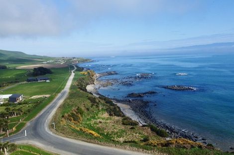 Photo of property in 7 Tamatea Street, Pahia, Riverton, 9881