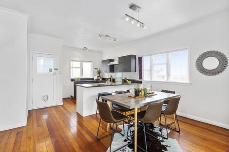 Photo of property in 3 Mako View, Titahi Bay, Porirua, 5022