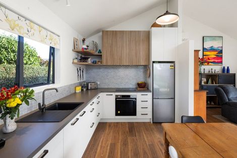 Photo of property in 16 Cowley Drive, Leamington, Cambridge, 3432