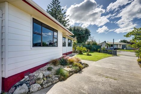 Photo of property in 6 Jarvis Place, Taradale, Napier, 4112