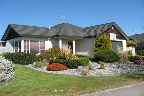 Photo of property in 30 Hadleigh Court, Paraparaumu, 5032