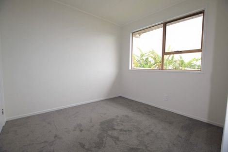Photo of property in 5a Sena Place, Clover Park, Auckland, 2019