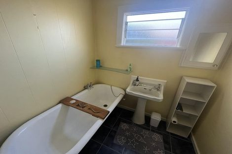 Photo of property in 13 Effingham Street, North New Brighton, Christchurch, 8083