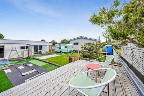 Photo of property in 13 Gibson Place, Patea, 4520